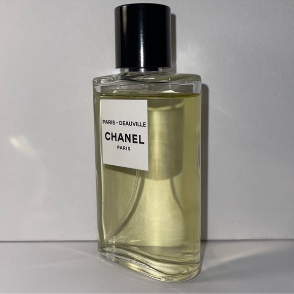 CHANEL DEAUVILLE - Picture 2 of 9